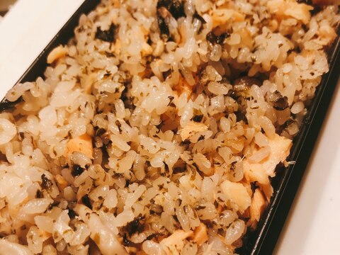 海苔香る！鮭ときのこの海苔炊き込みご飯